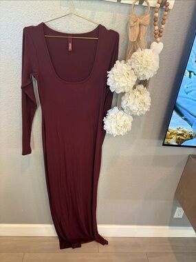 SKIMS Long Sleeve Scoop Neck Maxi Dress - Burgundy